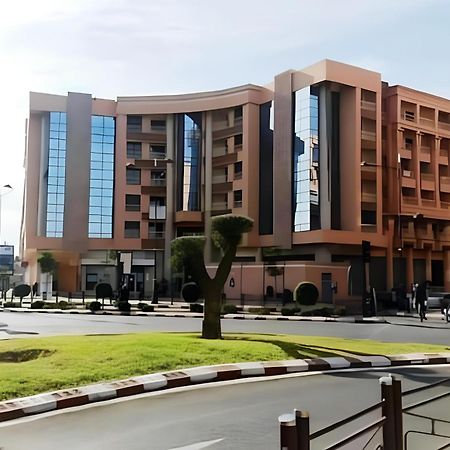 C-Appartement De Luxe Plein Centre De Gueliz Avec Piscine Parking Wifi Netflix Marakeş Dış mekan fotoğraf